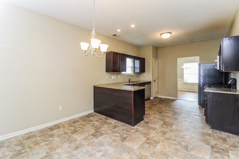 1,925/Mo, 66 Crescent Woode Way Dallas, GA 30157 Breakfast Nook View