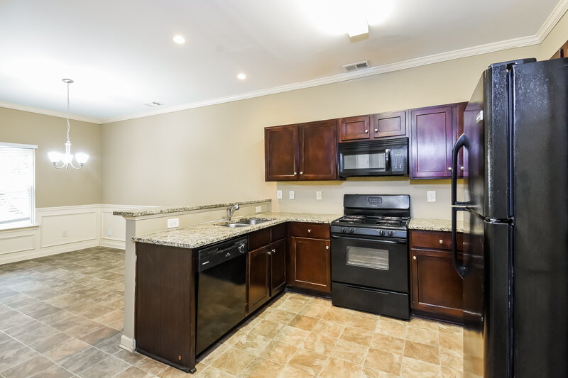 1,725/Mo, 48 Crescent Ln Dallas, GA 30132 Kitchen View