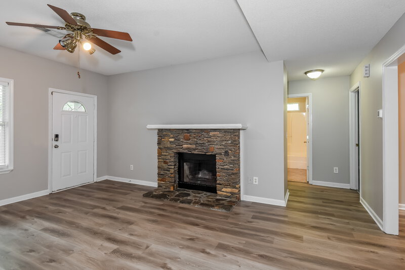 2,005/Mo, 2740 Lakeside Trl Cumming, GA 30041 Living Room View 2