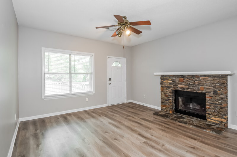 2,005/Mo, 2740 Lakeside Trl Cumming, GA 30041 Living Room View 3