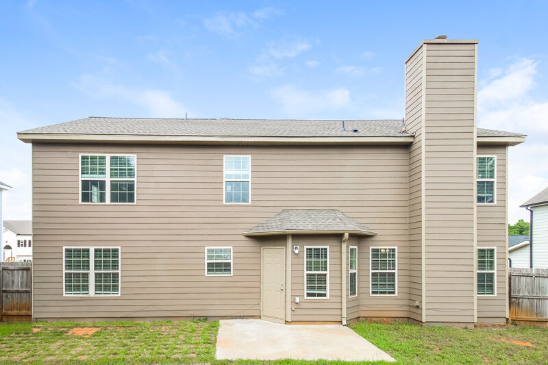 2,290/Mo, 525 McGiboney Ln Covington, GA 30016 Rear View