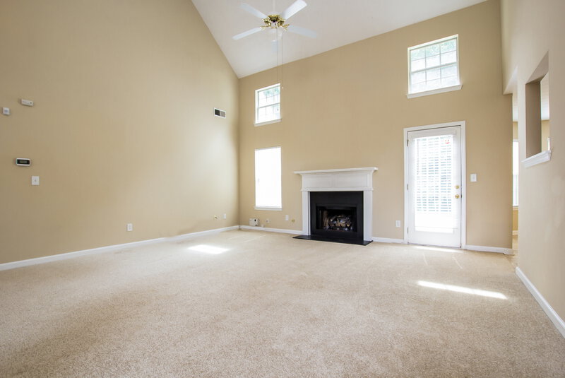 3,040/Mo, 2404 Napa Valley Dr Villa Rica, GA 30180 Living Room View 2