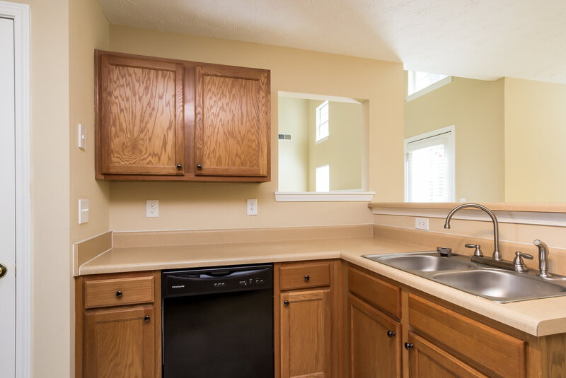 3,040/Mo, 2404 Napa Valley Dr Villa Rica, GA 30180 Kitchen View