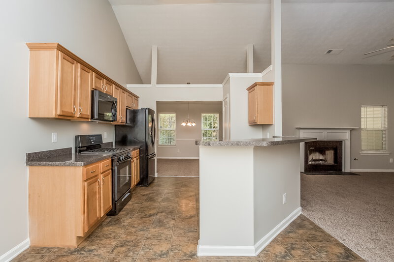 1,840/Mo, 5375 Yellow Pine Dr McDonough, GA 30252 Kitchen View 2
