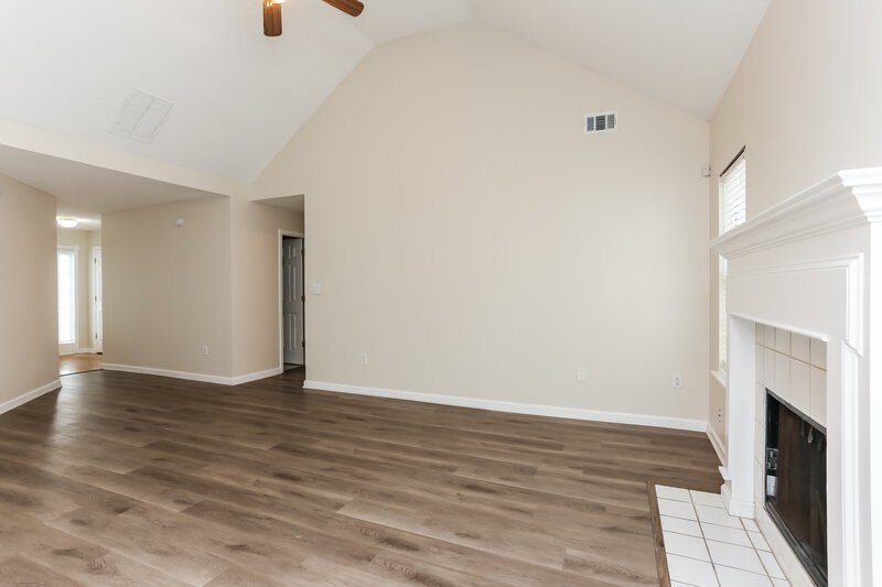 1,705/Mo, 402 Lafayette St Dallas, GA 30157 Living Room View