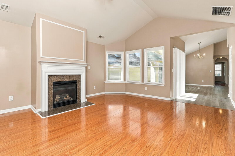 1,850/Mo, 164 Highland Falls Dr Hiram, GA 30141 Living Room View 4