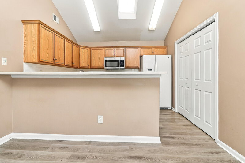 1,850/Mo, 164 Highland Falls Dr Hiram, GA 30141 Kitchen View