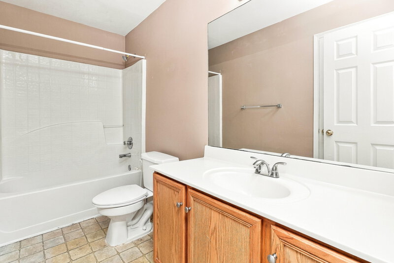 1,850/Mo, 164 Highland Falls Dr Hiram, GA 30141 Bathroom View