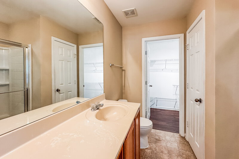 2,090/Mo, 3625 Roseman Lndg Cumming, GA 30040 Main Bathroom View 2