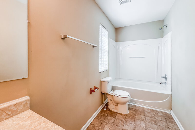 2,090/Mo, 3625 Roseman Lndg Cumming, GA 30040 Bathroom View