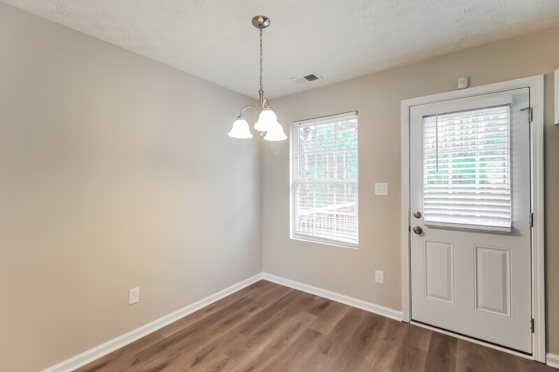 2,330/Mo, 9129 Jefferson Village Dr SW Covington, GA 30014 Dining Room View