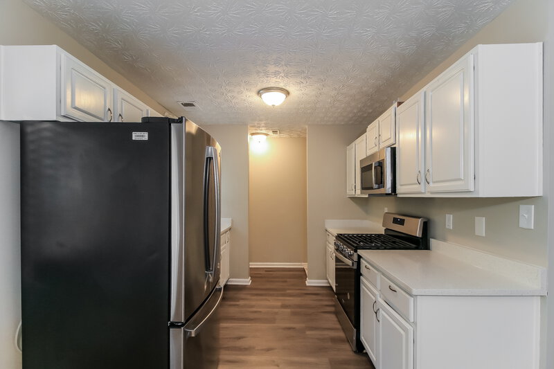 2,330/Mo, 9129 Jefferson Village Dr SW Covington, GA 30014 Kitchen View