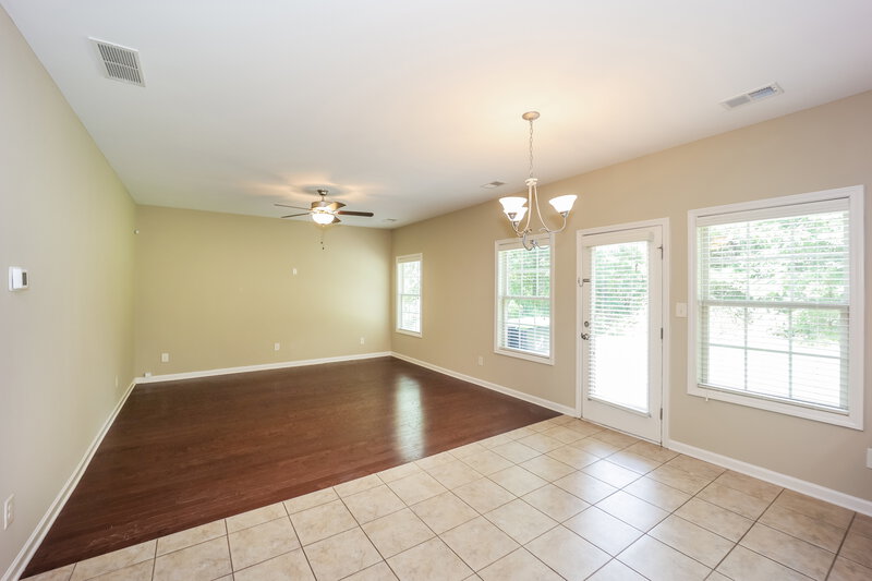 2,355/Mo, 114 Saint Charles Pl Sharpsburg, GA 30277 Living Room View