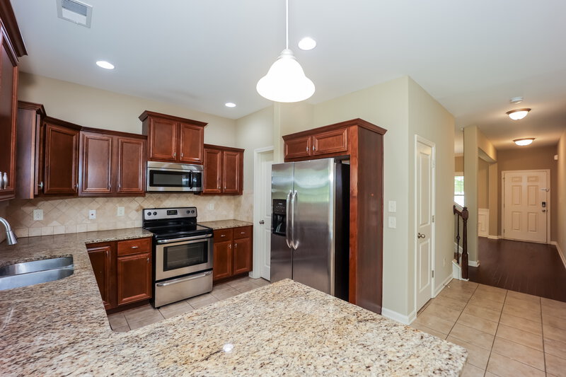 2,355/Mo, 114 Saint Charles Pl Sharpsburg, GA 30277 Kitchen View