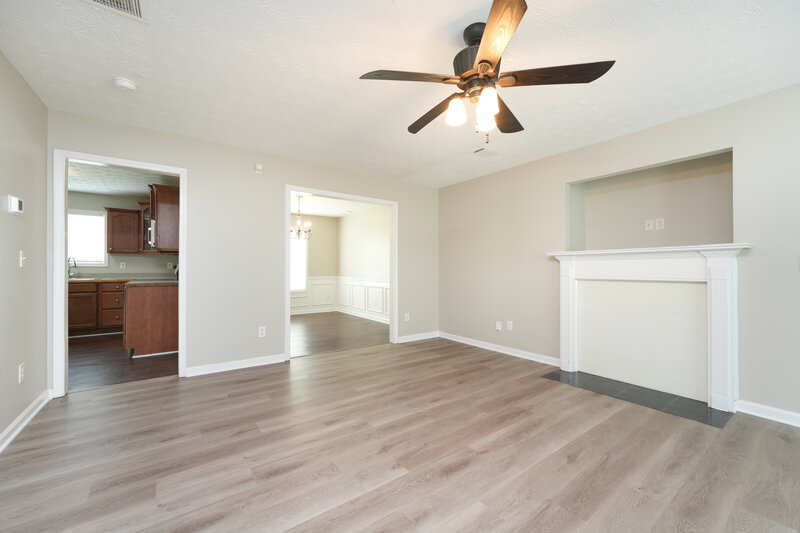 2,025/Mo, 235 Shadowbrooke Cir Loganville, GA 30052 Living Room View