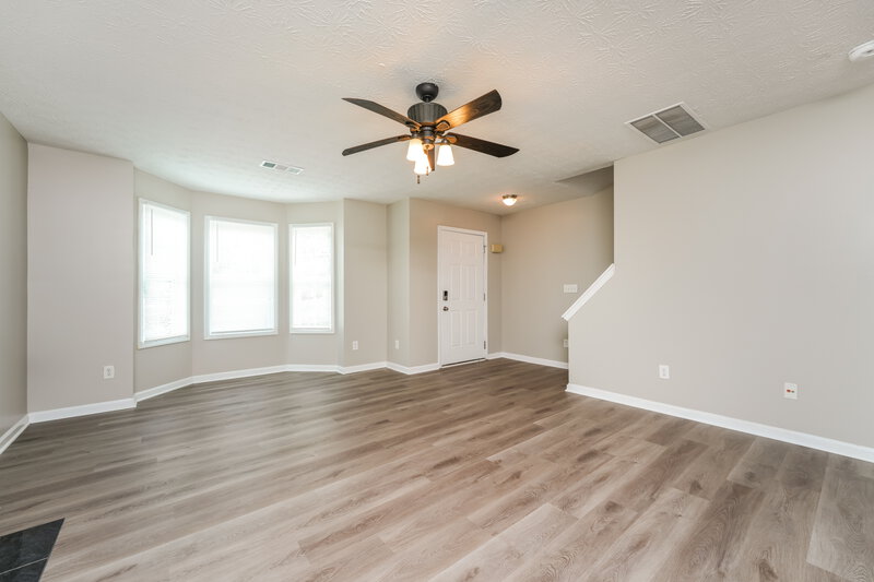 2,025/Mo, 235 Shadowbrooke Cir Loganville, GA 30052 Living Room View 2