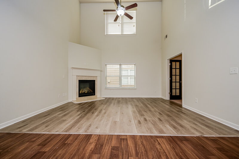 2,195/Mo, 185 Stillwood Dr Newnan, GA 30265 Living Room View