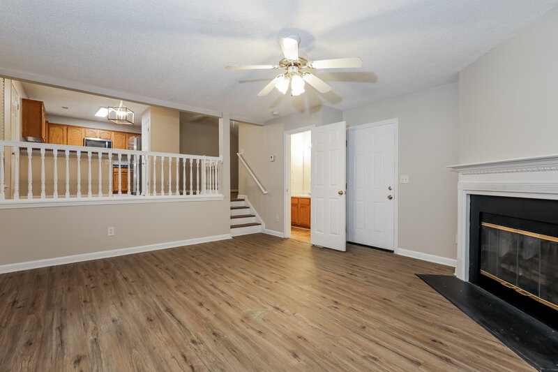 1,895/Mo, 4091 Angels Dr Stockbridge, GA 30281 Family Room View