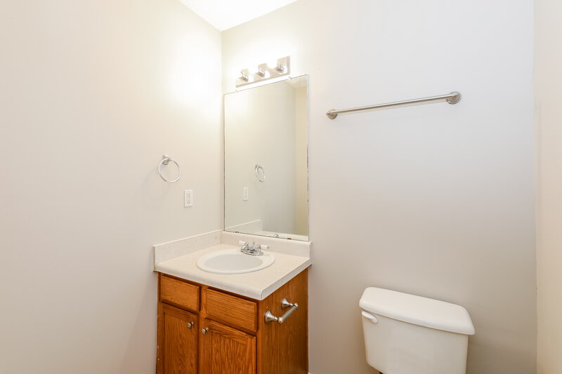 1,895/Mo, 4091 Angels Dr Stockbridge, GA 30281 Bathroom View