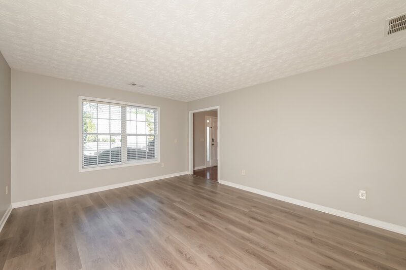 2,365/Mo, 3854 Sagebrush Ln Snellville, GA 30039 Living Room View