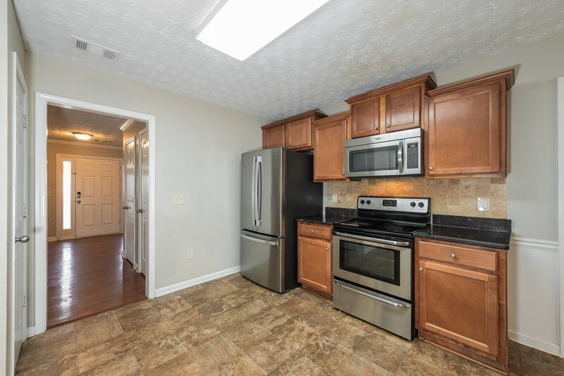 2,365/Mo, 3854 Sagebrush Ln Snellville, GA 30039 Kitchen View