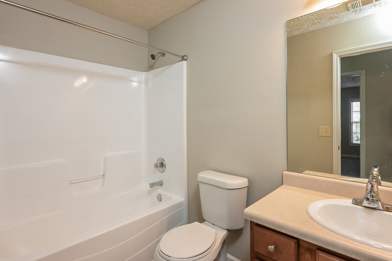2,365/Mo, 3854 Sagebrush Ln Snellville, GA 30039 Bathroom View