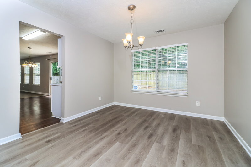 2,210/Mo, 1240 Chris Lake Dr Lawrenceville, GA 30046 Dining Room View