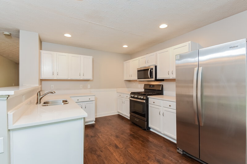 2,375/Mo, 156 Village Trce Woodstock, GA 30188 Kitchen View