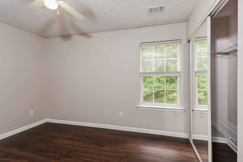 2,375/Mo, 156 Village Trce Woodstock, GA 30188 Bedroom View 2