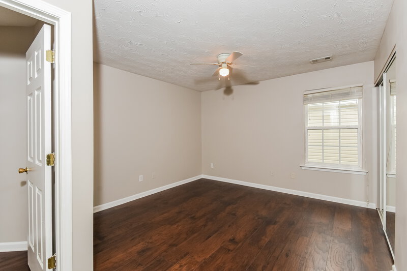 2,375/Mo, 156 Village Trce Woodstock, GA 30188 Bedroom View 3