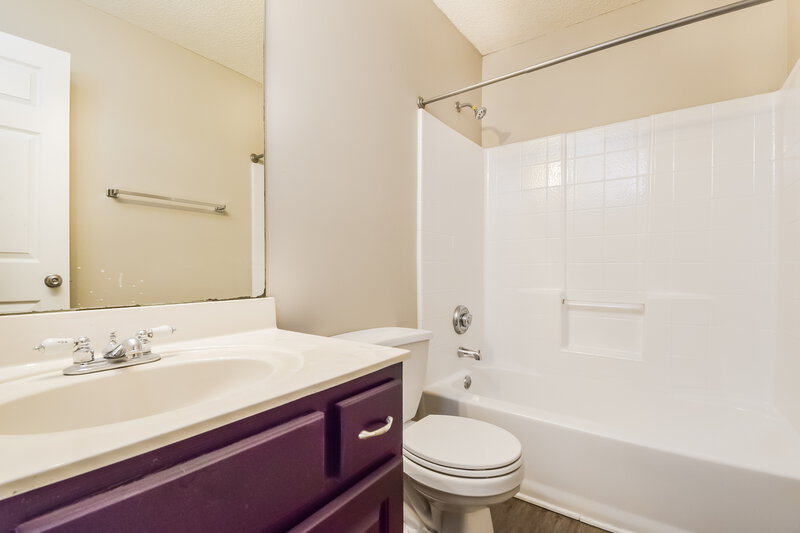 2,510/Mo, 208 Chesapeake Ln Woodstock, GA 30189 Bathroom View