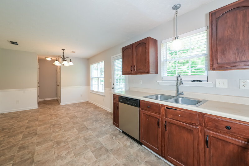 1,900/Mo, 1405 Stephens Pond Vw Loganville, GA 30052 Kitchen View