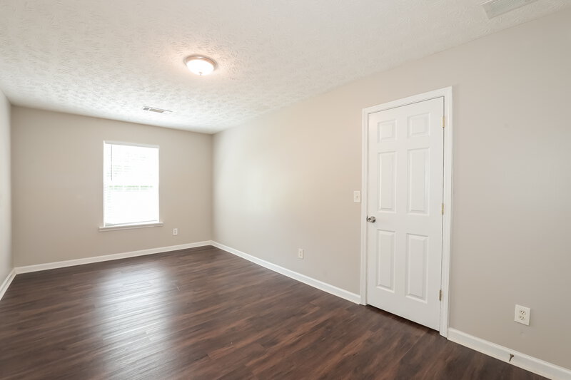 1,900/Mo, 1405 Stephens Pond Vw Loganville, GA 30052 Bedroom View 2