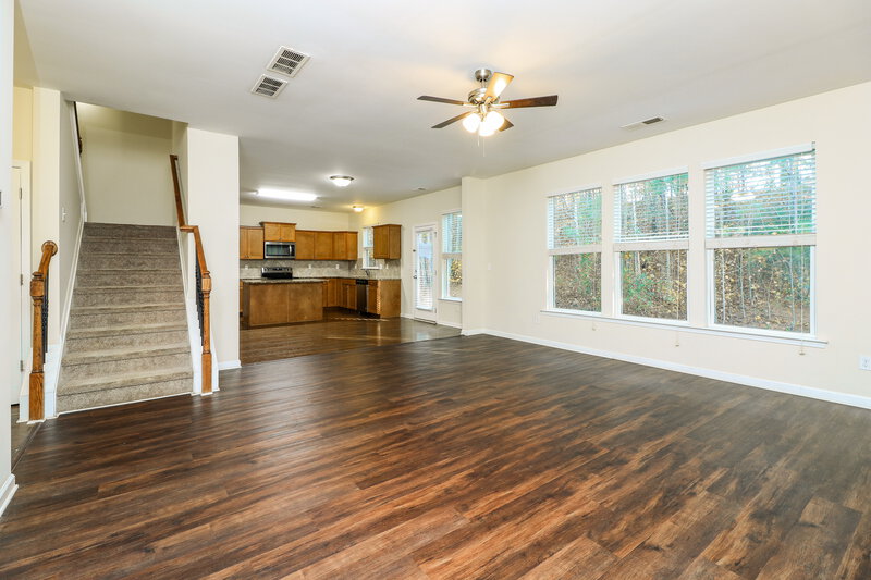 1,820/Mo, 374 Darbys Run Ct Hiram, GA 30141 Living Room View 2