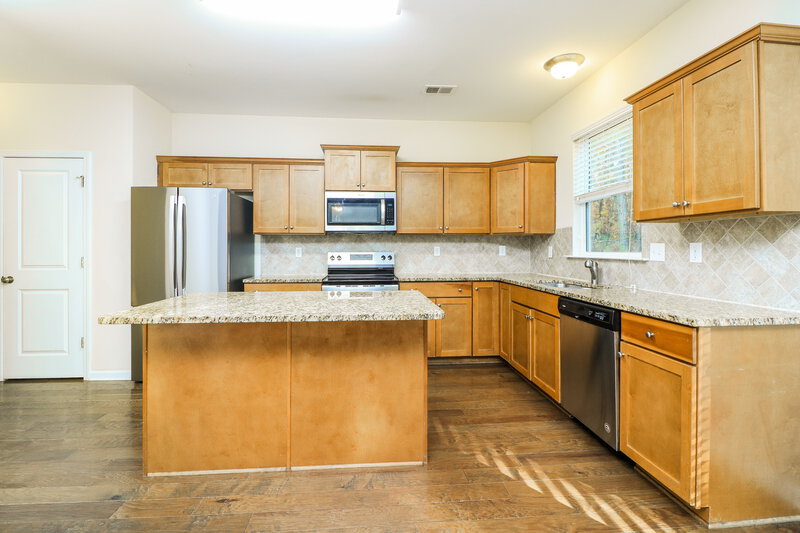 1,820/Mo, 374 Darbys Run Ct Hiram, GA 30141 Kitchen View