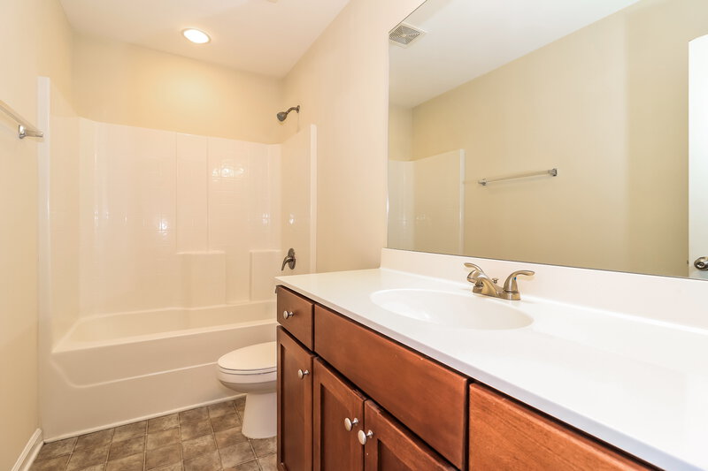 1,985/Mo, 386 Darbys Run Ct Hiram, GA 30141 Bathroom View