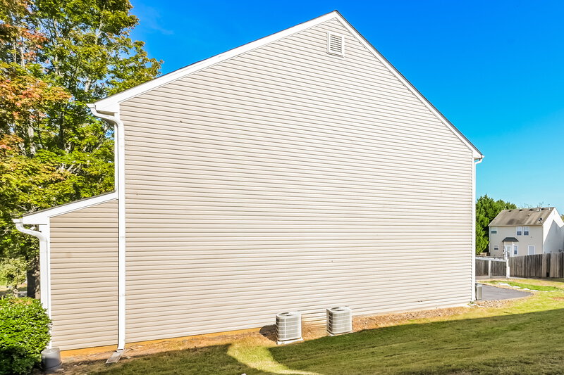 1,775/Mo, 462 Marsh Lake Rd Lawrenceville, GA 30045 Rear View 2