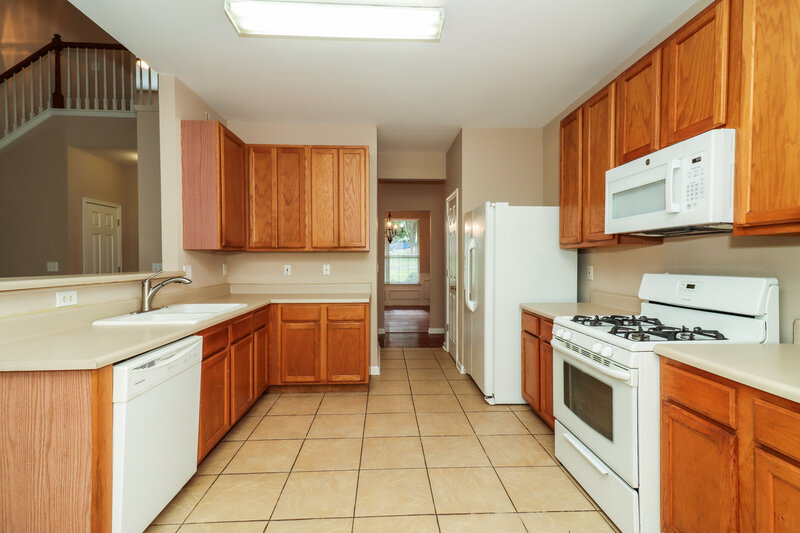 2,345/Mo, 4561 Howell Farms Rd NW Acworth, GA 30101 Kitchen View