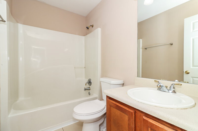2,345/Mo, 4561 Howell Farms Rd NW Acworth, GA 30101 Bathroom View