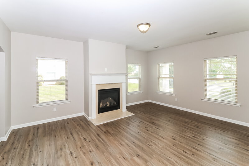 2,020/Mo, 2955 Dungeness Dr Douglasville, GA 30135 Living Room View 2