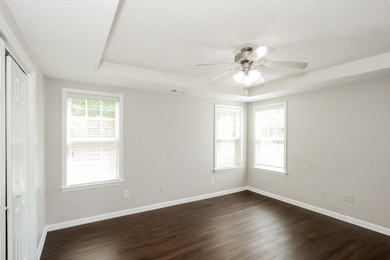 1,990/Mo, 26 Kentucky Ave Sharpsburg, GA 30277 Main Bedroom View