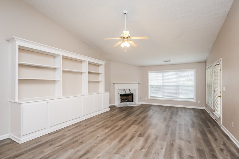 2,285/Mo, 1442 Culverstone Dr Lawrenceville, GA 30043 Living Room View 4