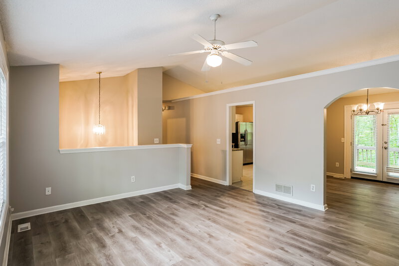 1,855/Mo, 7400 Hunters Ridge Dr Douglasville, GA 30134 Living Room View 3