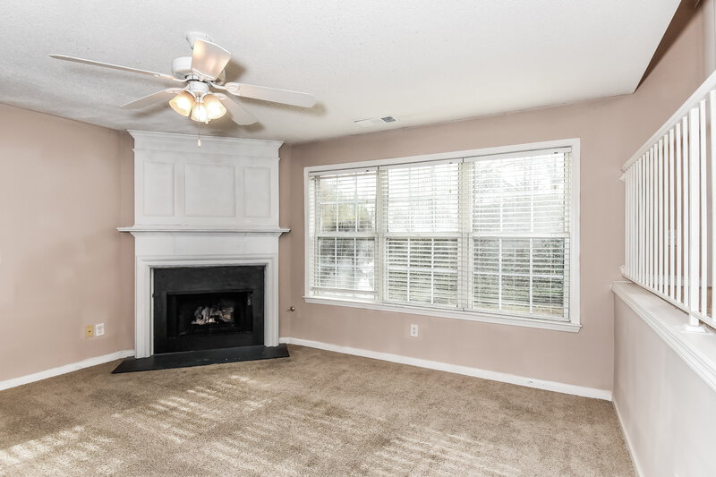 1,830/Mo, 373 Bass Way NW Kennesaw, GA 30144 Family Room View