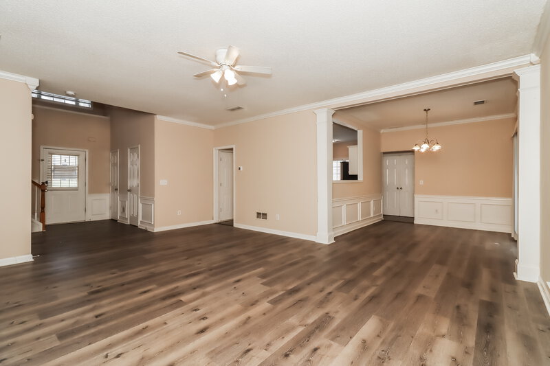 2,150/Mo, 4108 Glenaire Way NW Acworth, GA 30101 Living Room View 2