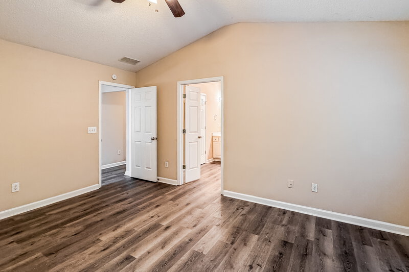 2,300/Mo, 4108 Glenaire Way NW Acworth, GA 30101 Main Bedroom View 2