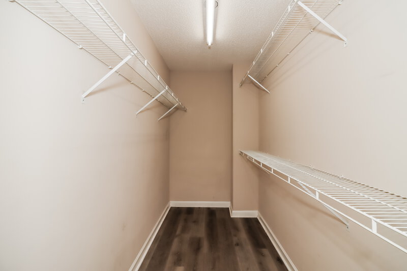 2,150/Mo, 4108 Glenaire Way NW Acworth, GA 30101 Walk In Closet View