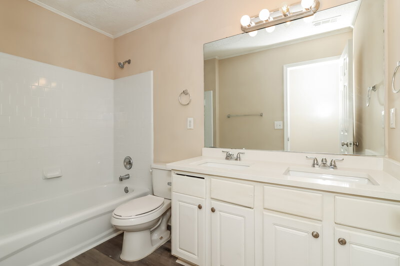 2,150/Mo, 4108 Glenaire Way NW Acworth, GA 30101 Bathroom View