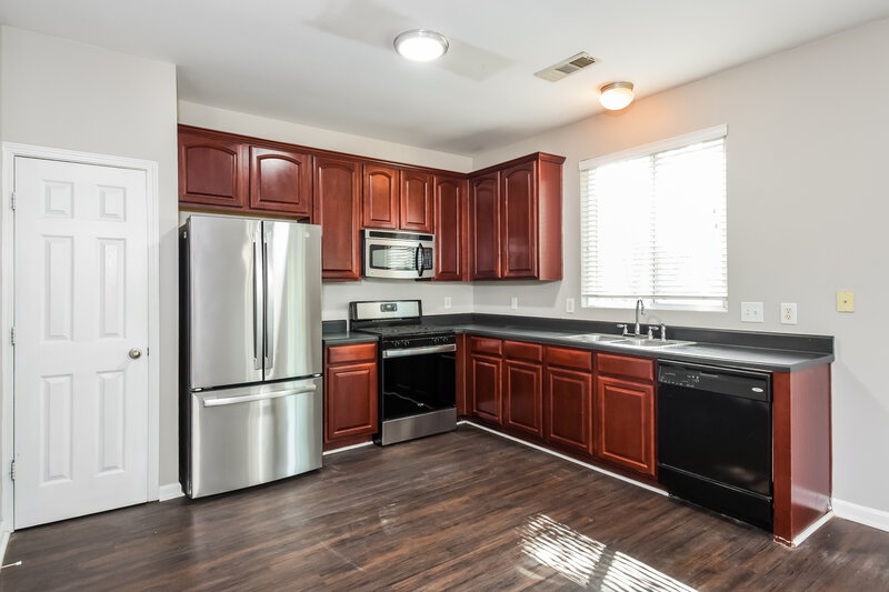 2,530/Mo, 307 Kaley Dr Canton, GA 30114 Kitchen View 2