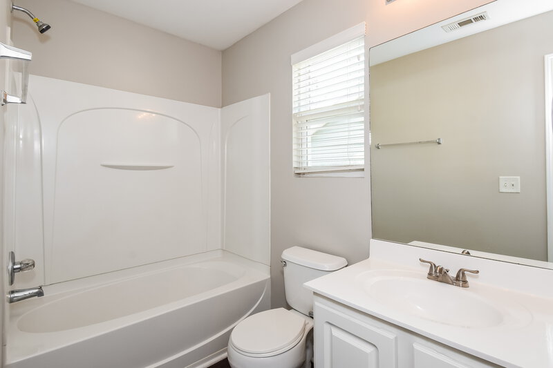 2,530/Mo, 307 Kaley Dr Canton, GA 30114 Bathroom View